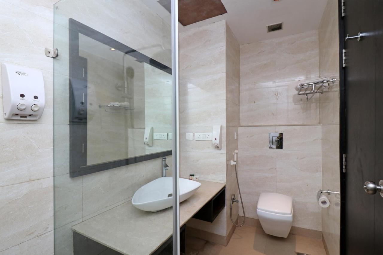 Capital O 19296 Joy Inn & Suites Bhiwadi Dış mekan fotoğraf
